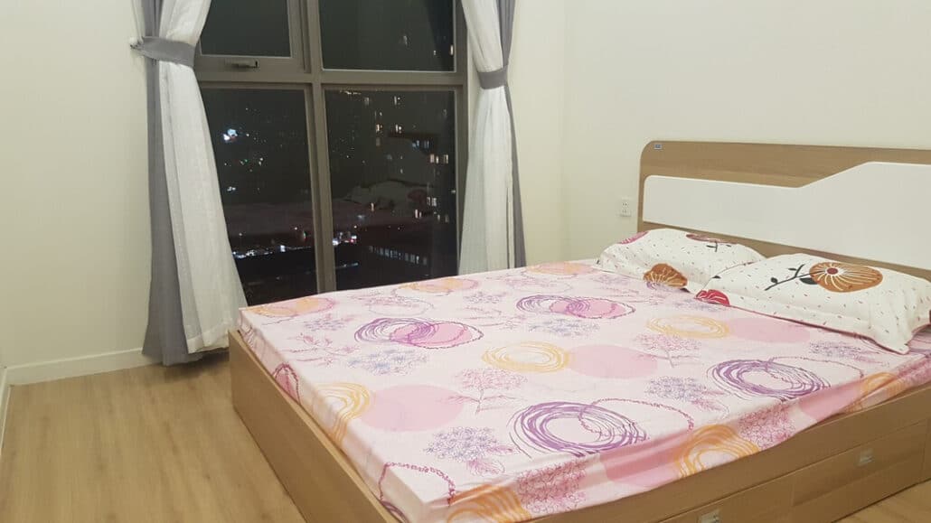 Bán căn hộ 2pn tầng 17 Millennium diện tích 74m2, nội thất đầy đủ.